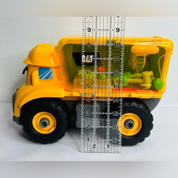 CatToysOfficial, CAT Junior Crew, Fix-It Fleet Phillip (Pre Owned) - Picture 9 of 10